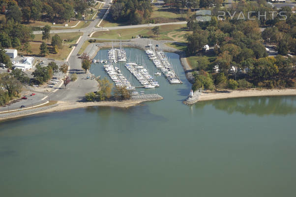 Lighthouse Landing Marina