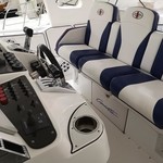 Cigarette 42 Huntress