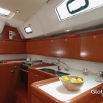 Beneteau Oceanis 43