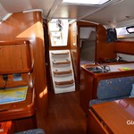Beneteau Oceanis 37