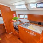 Beneteau Oceanis 38.1
