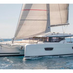 Fountaine Pajot Astrea 42