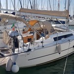 Dufour 350