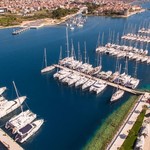 Fountaine Pajot Astréa 42