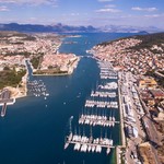 Fountaine Pajot Astréa 42