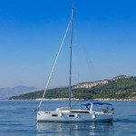 Beneteau Oceanis 38