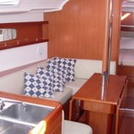 Beneteau Oceanis 37
