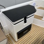 Quicksilver Activ 755 Sundeck