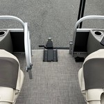 Sun Tracker Fishin Barge 20 DLX