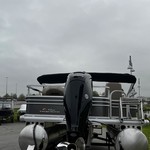 Sun Tracker Fishin Barge 20 DLX