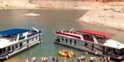 Cruisers Yachts 38 Express