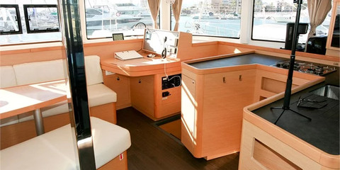 Lagoon 42