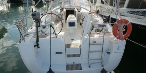 Beneteau Oceanis 43