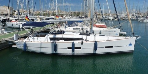 Dufour 382