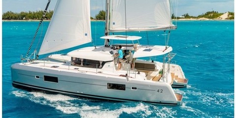 Lagoon 42