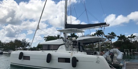 Lagoon 42