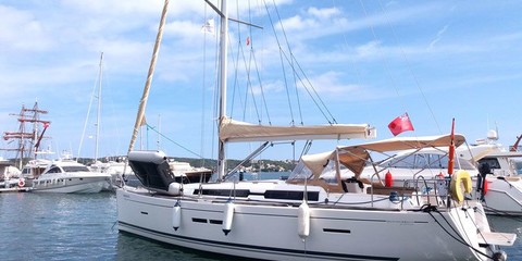 Dufour 405