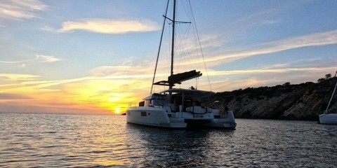 Lagoon 42