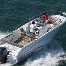 Jeanneau Cap Camarat 7.5 CC