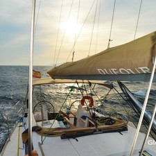 Dufour 375