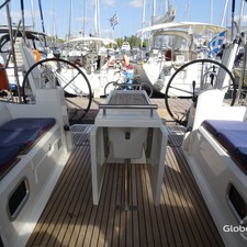 Beneteau Oceanis 38