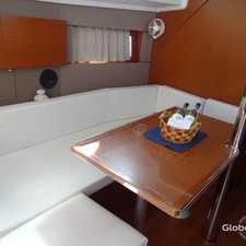 Beneteau Oceanis 38