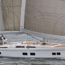 Hanse 548