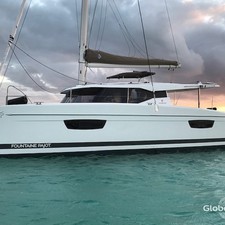 Fountaine Pajot Lucia 40