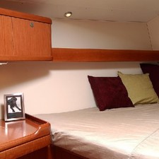 Beneteau Oceanis 37