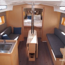 Beneteau Oceanis 38