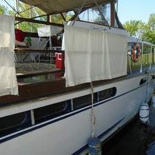 Chris-Craft Constellation 42