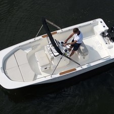 Boston Whaler 170 Montauk