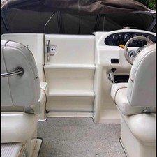 Sea ray 215 express cruiser