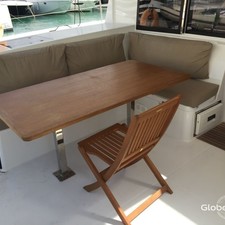 Fountaine Pajot Lucia 40