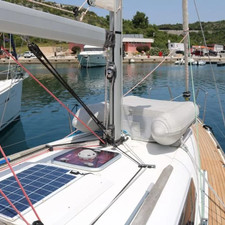 Sun Odyssey 33i