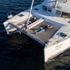 Lagoon 380 - 4 + 2 cab.