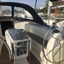 Bavaria 44
