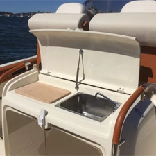 Invictus 240 FX