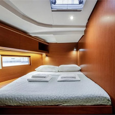 Oceanis 51.1 (5Cab)