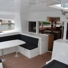 Lagoon 450 F