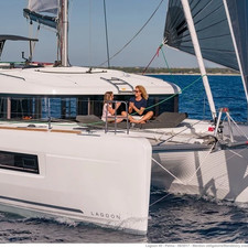 Lagoon 40 - 4 + 2 cab