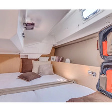 Oceanis 38 (3Cab)