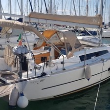 Dufour 350