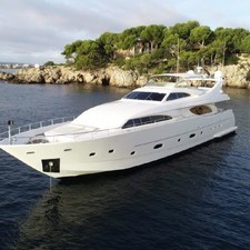 Ferretti 94