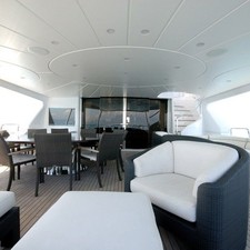 Benetti 122