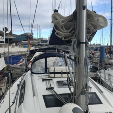 Beneteau Oceanis 43