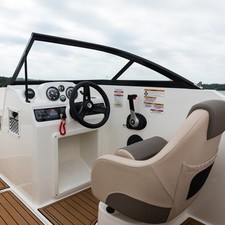Bayliner 4
