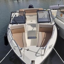 Quicksilver 605