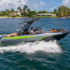 Malibu Wakesetter 22 MXZ