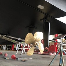 Carver 374 Voyager